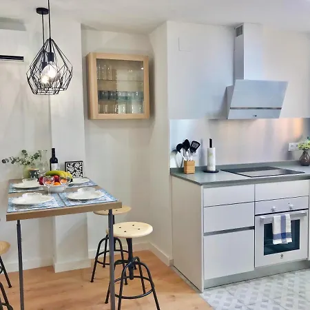 Homely Soho San Lorenzo مالقة